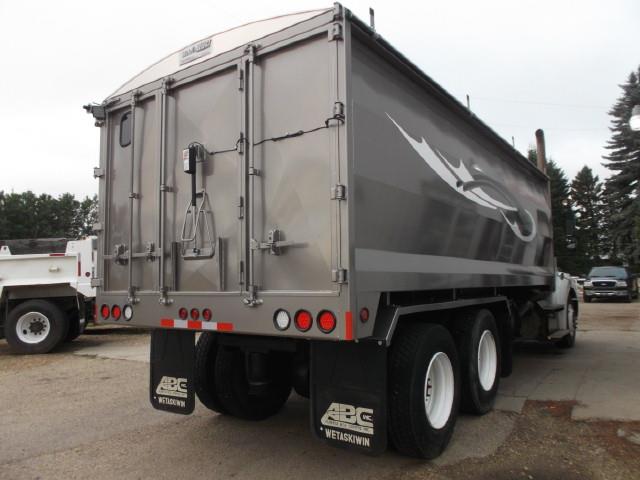 Image #2 (2011 FREIGHTLINER M2112 T/A AUTOMATIC GRAIN TRUCK)